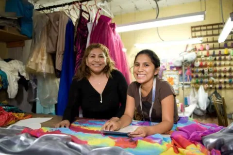 Emprendedores peruanos tendrán marcas colectivas sin costo
