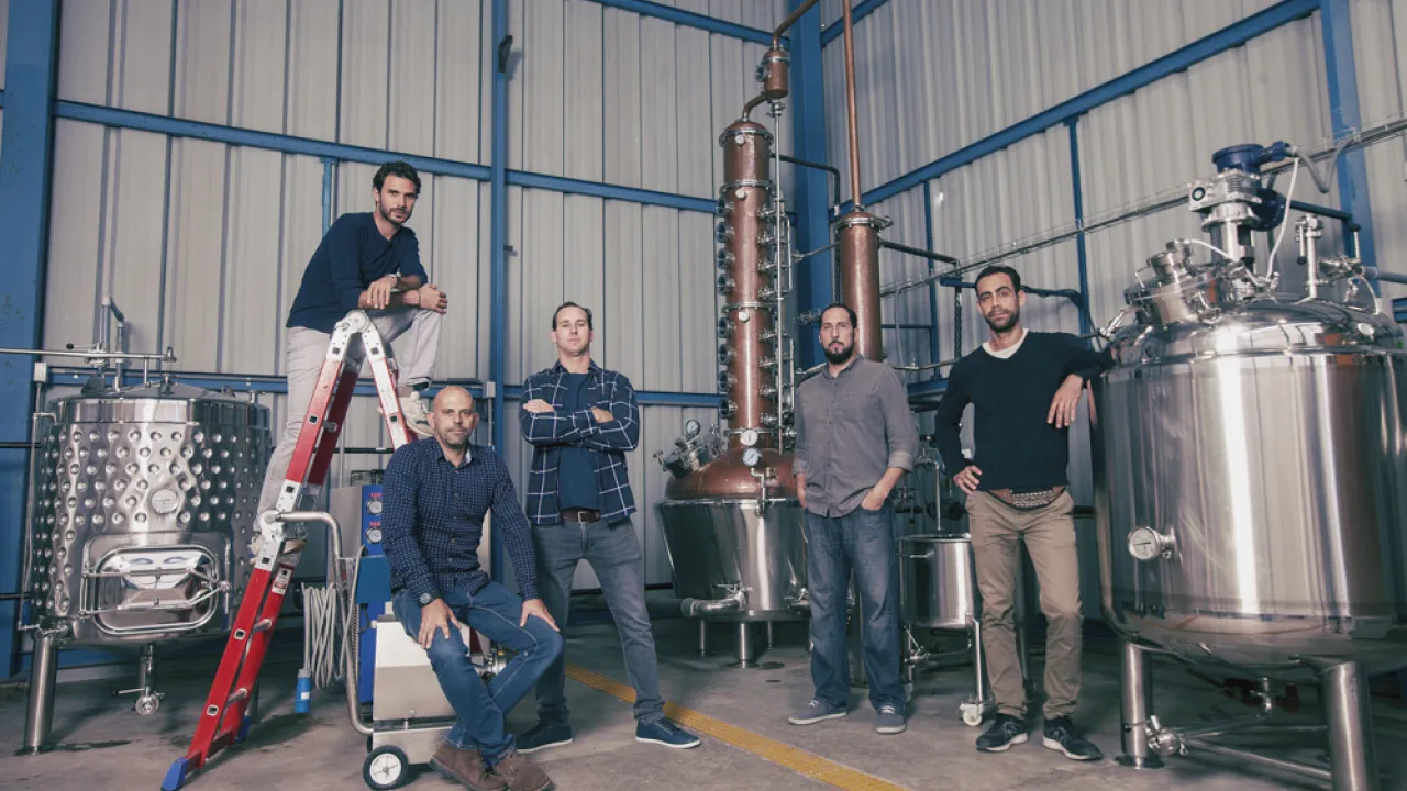 Vodka realizado por emprendedores peruanos recibió nueva medalla de oro