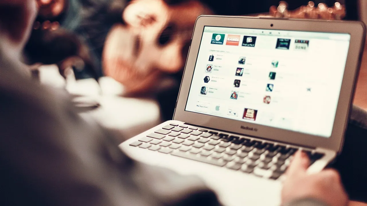 4 razones por las que tu pequeña empresa necesita una página web