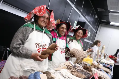 Conozca el programa Mujer Produce que impulsan los ministerios de la Producción y de la Mujer