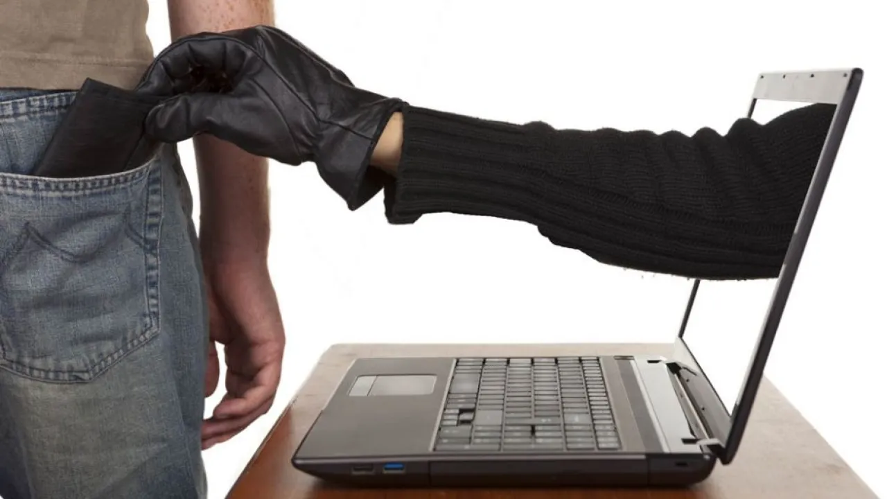Cómo cuidarte de las estafas al pedir un préstamo online para tu emprendimient