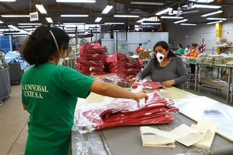 Produce prepara programa de apoyo a emprendedoras víctimas de violencia
