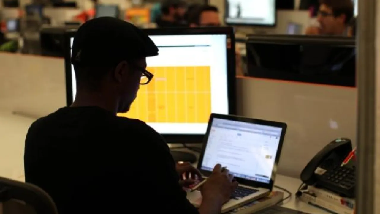 Constituya su empresa por Internet en solo 4 pasos