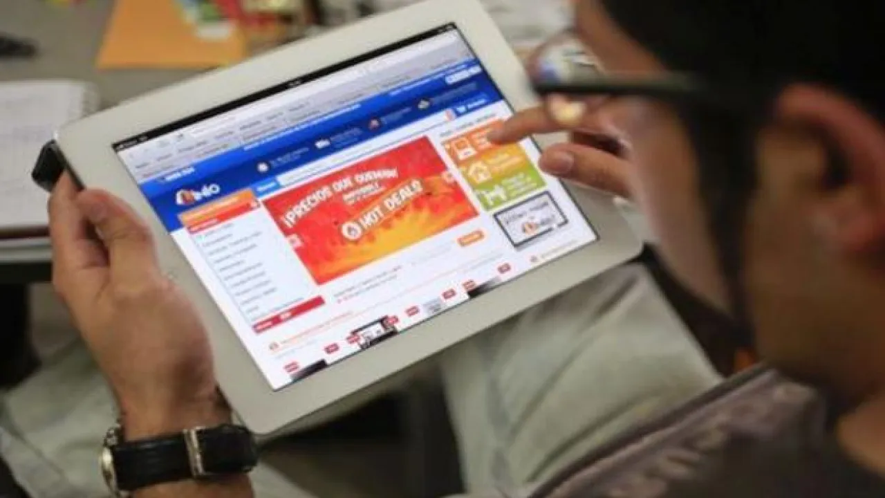 7 de cada 10 peruanos investigan en Internet antes de comprar un producto