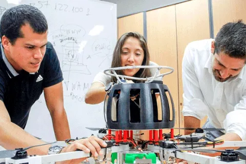 Produce lanzará más de 20 concursos para apoyar a emprendedores