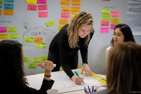 Emprendedores digitales podrán acceder a apoyo gratuito para desarrollarse