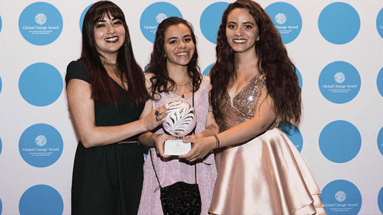 Emprendedoras peruanas premiadas internacionalmente por proyecto sostenible de moda