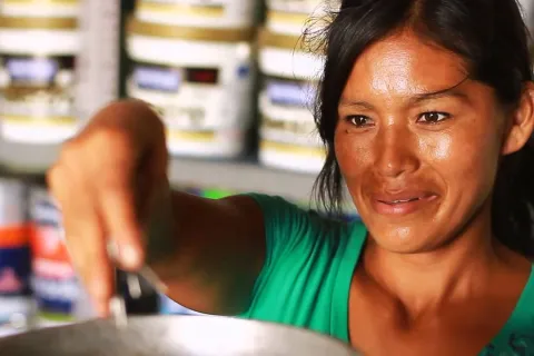 Cuáles son los principales retos que enfrentan las mujeres emprendedoras