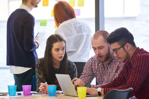 Conoce a 5 emprendedores peruanos menores de 30 años y con gran éxito