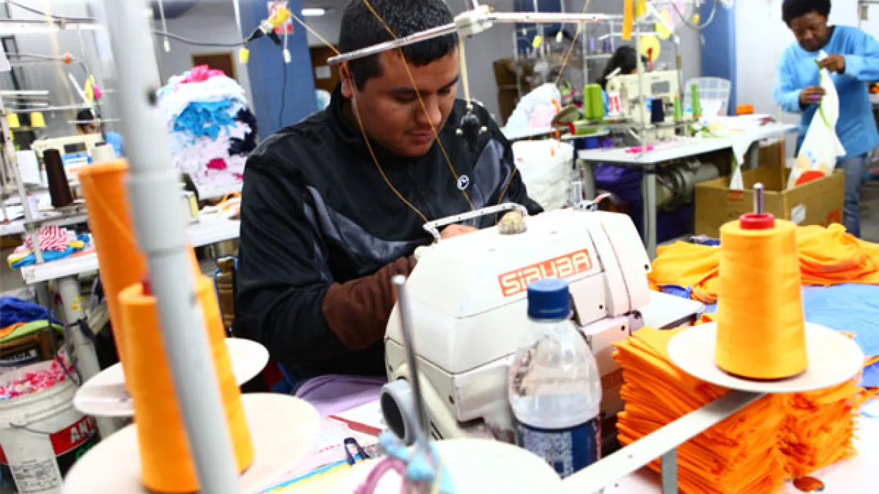1 de cada 4 peruanos mayores de edad está involucrado en la puesta en marcha de un negocio