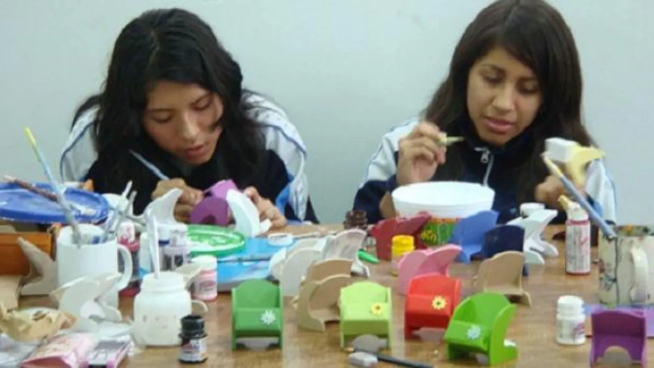 Solo el 30% de los jóvenes emprendedores peruanos reciben créditos de bancos