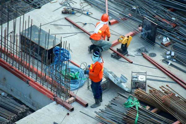 INGENIERÍA & CONSTRUCCIÓN
