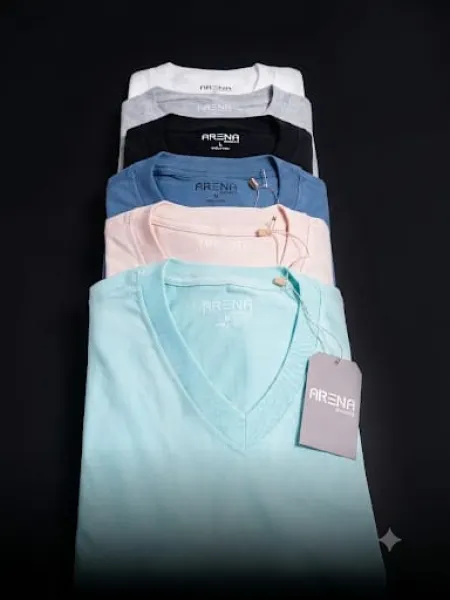 Polos básicos cuello V/hombres