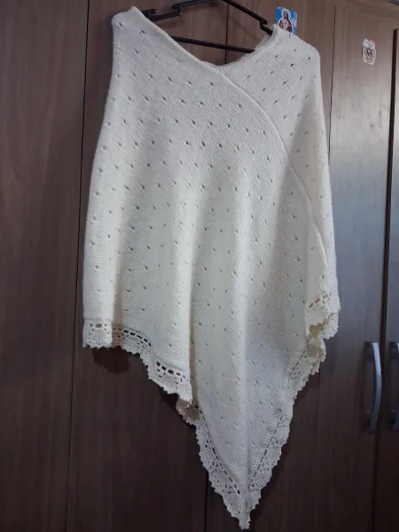 Poncho de lana de oveja