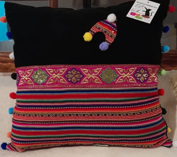 Cojín decorativo andino
