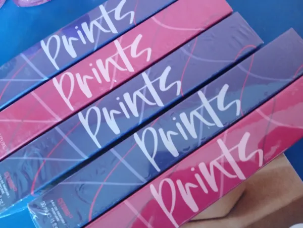 Perfume print mujer